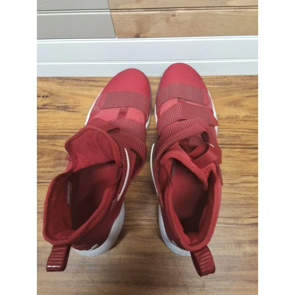 Nike Lebron Soldier XI 11 University‎ Red Men's Size 16.5 US 943155-603